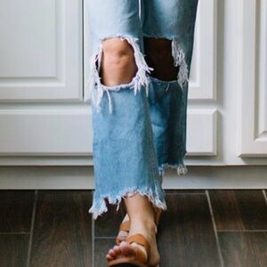 We The Free Distressed Blue Jeans
Free People